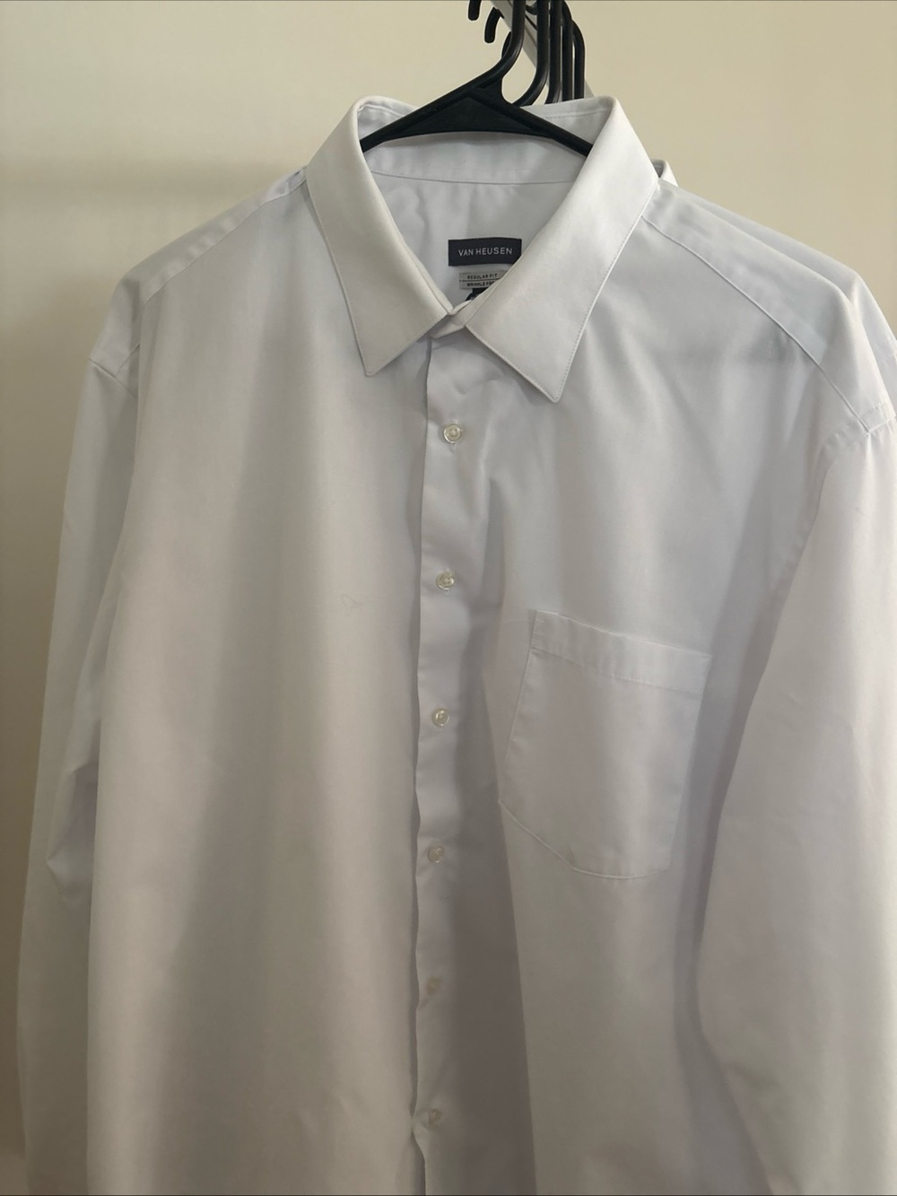Men's Van Heusen White Dress Shirts Regular Fit Wrinkle Free Lot of 5 Size 17 - Picture 2 of 7